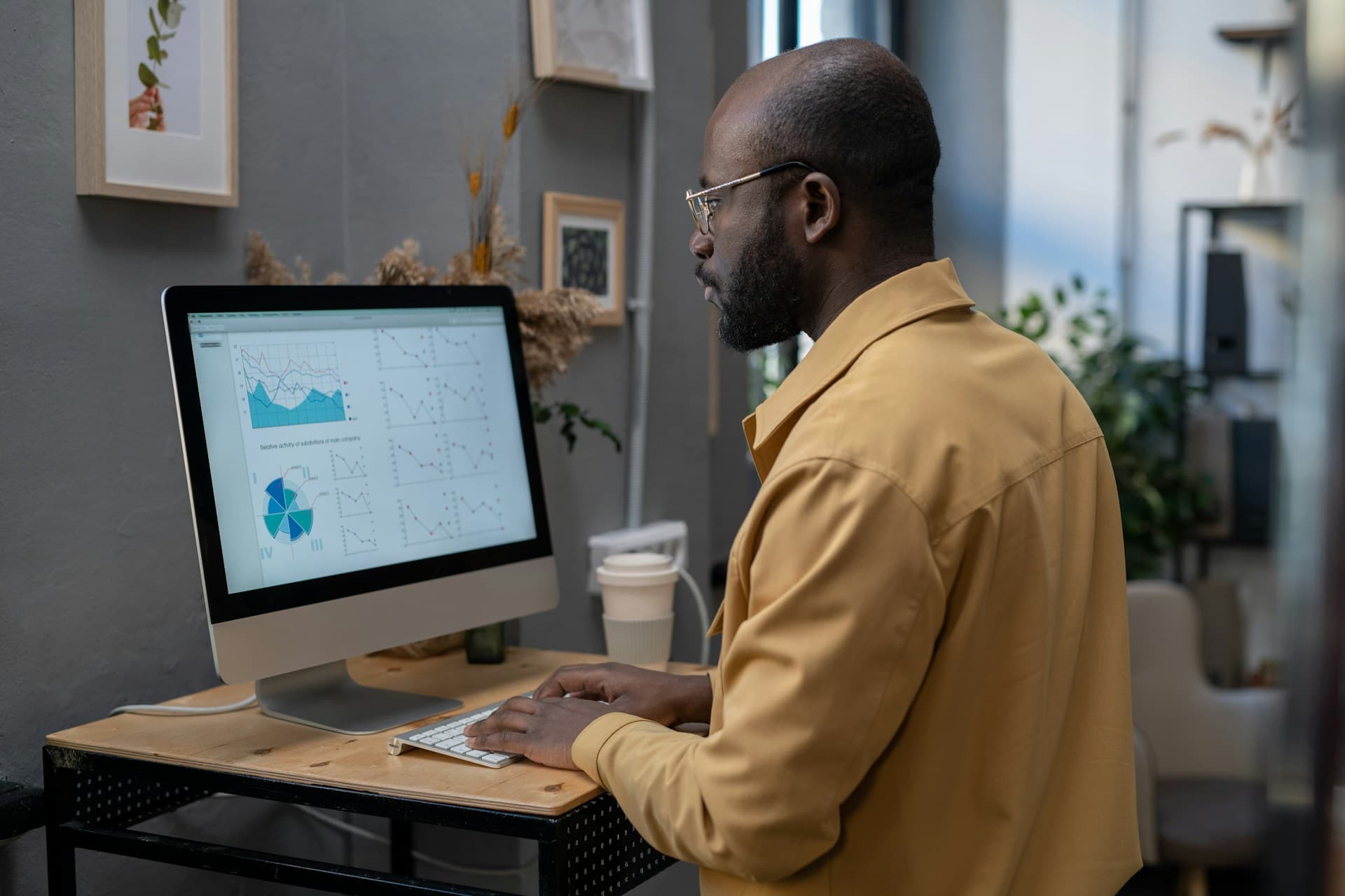 Why an Analytics Visualization Tool Matters for Small Teams