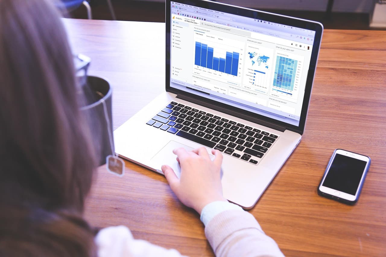 Thinking About Metrics Reporting Software for Weekly Updates?